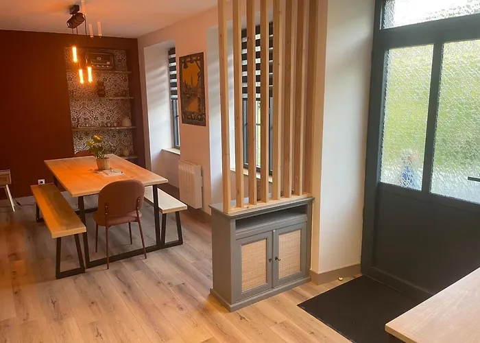 La Maison Du Pave * Villedieu-les-Poeles-Rouffigny